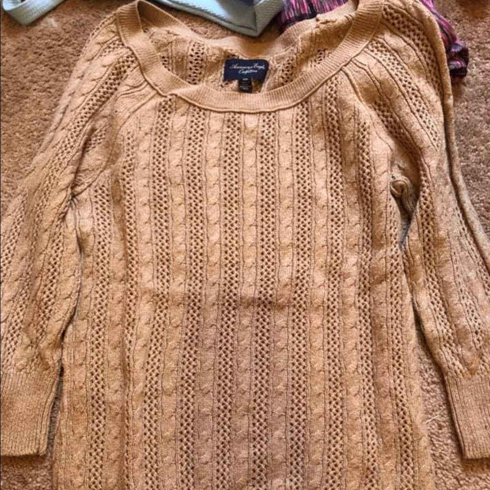 American Eagle sweater